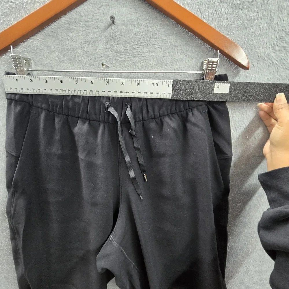 Lululemon Women Activewear Pants 6 Black On The Fly Jogger 25